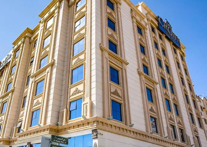 Crown Town Hotel