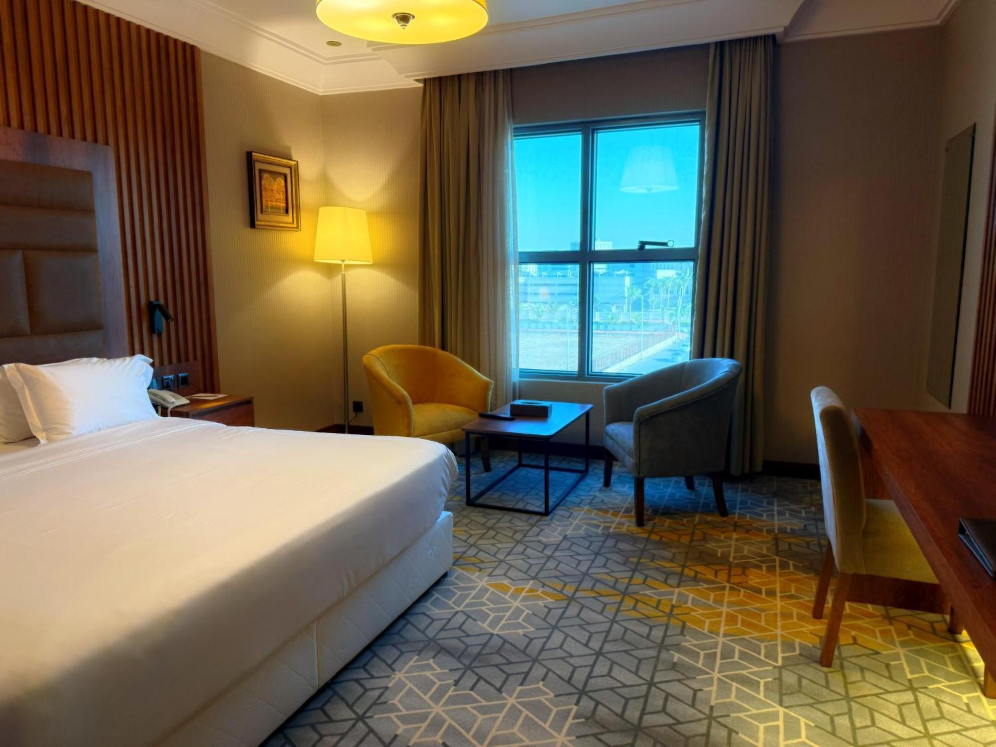 Hotel Crown Town 4*