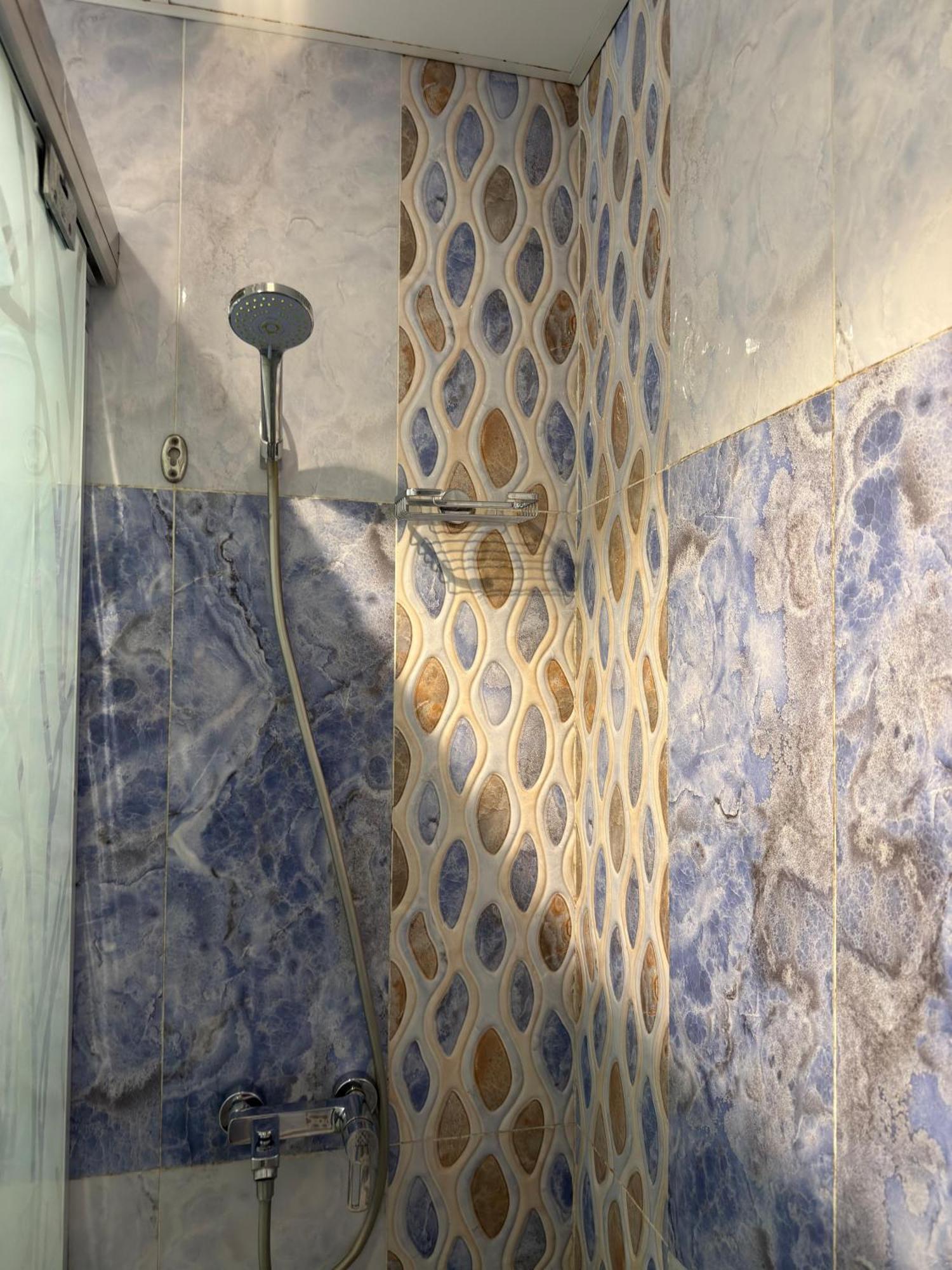 Crown Town Hotel 4*
